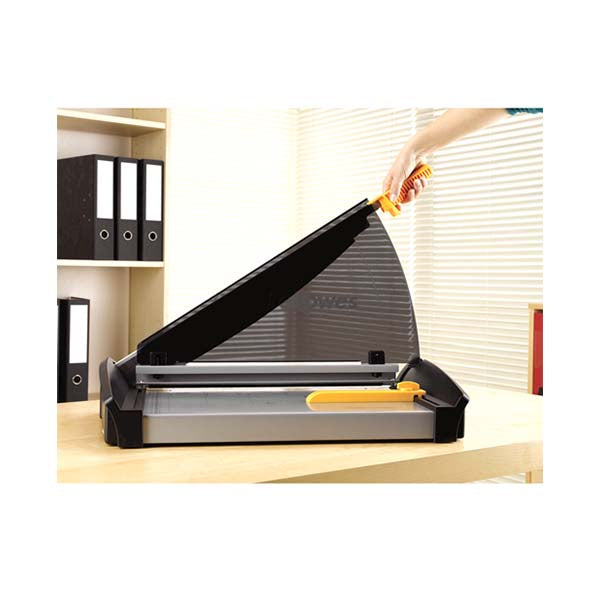 Fellowes Plasma™ 150 Paper Cutter
