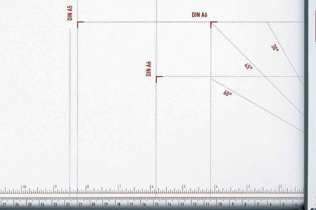 MBM Triumph 1071 Tabletop Trimmer - Updated Model 1171