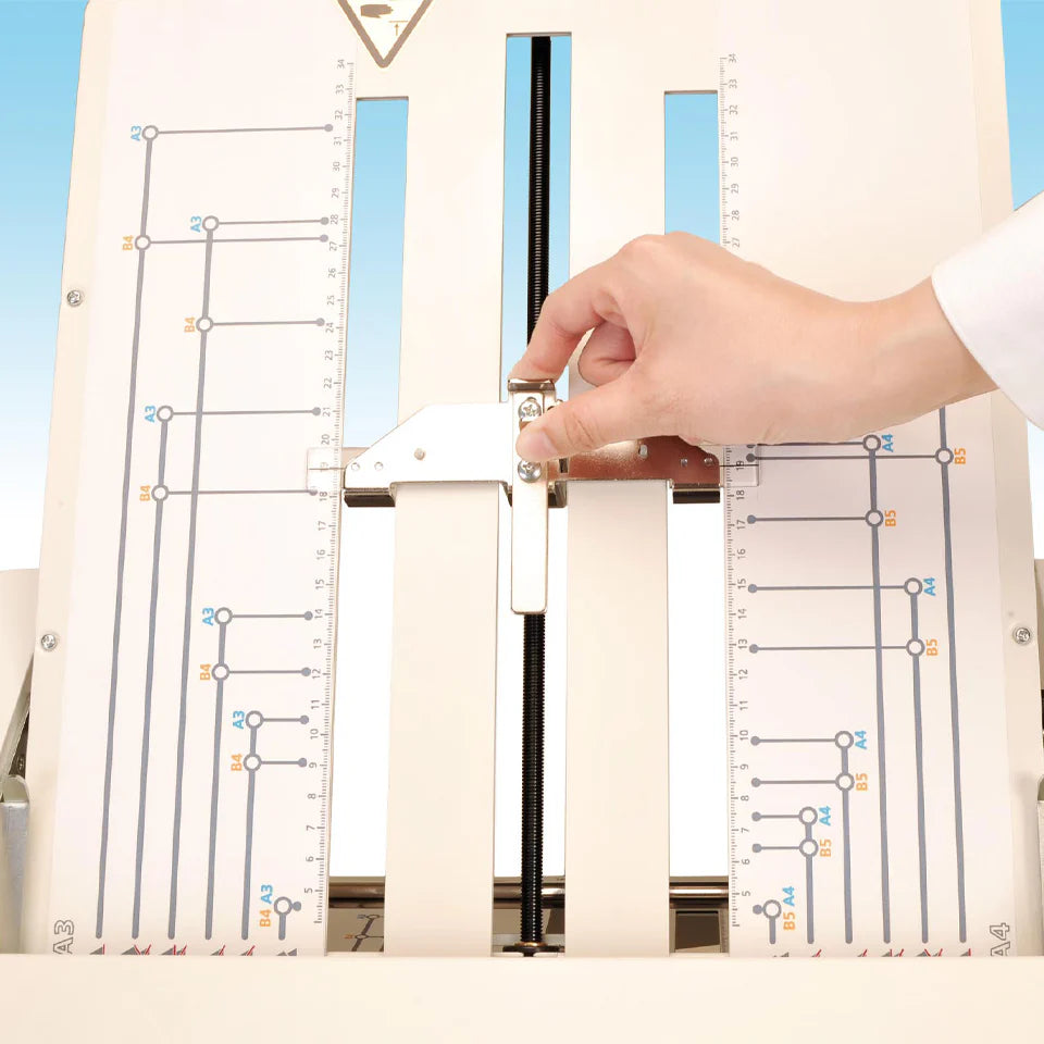 MBM 208J Manual Tabletop Folder
