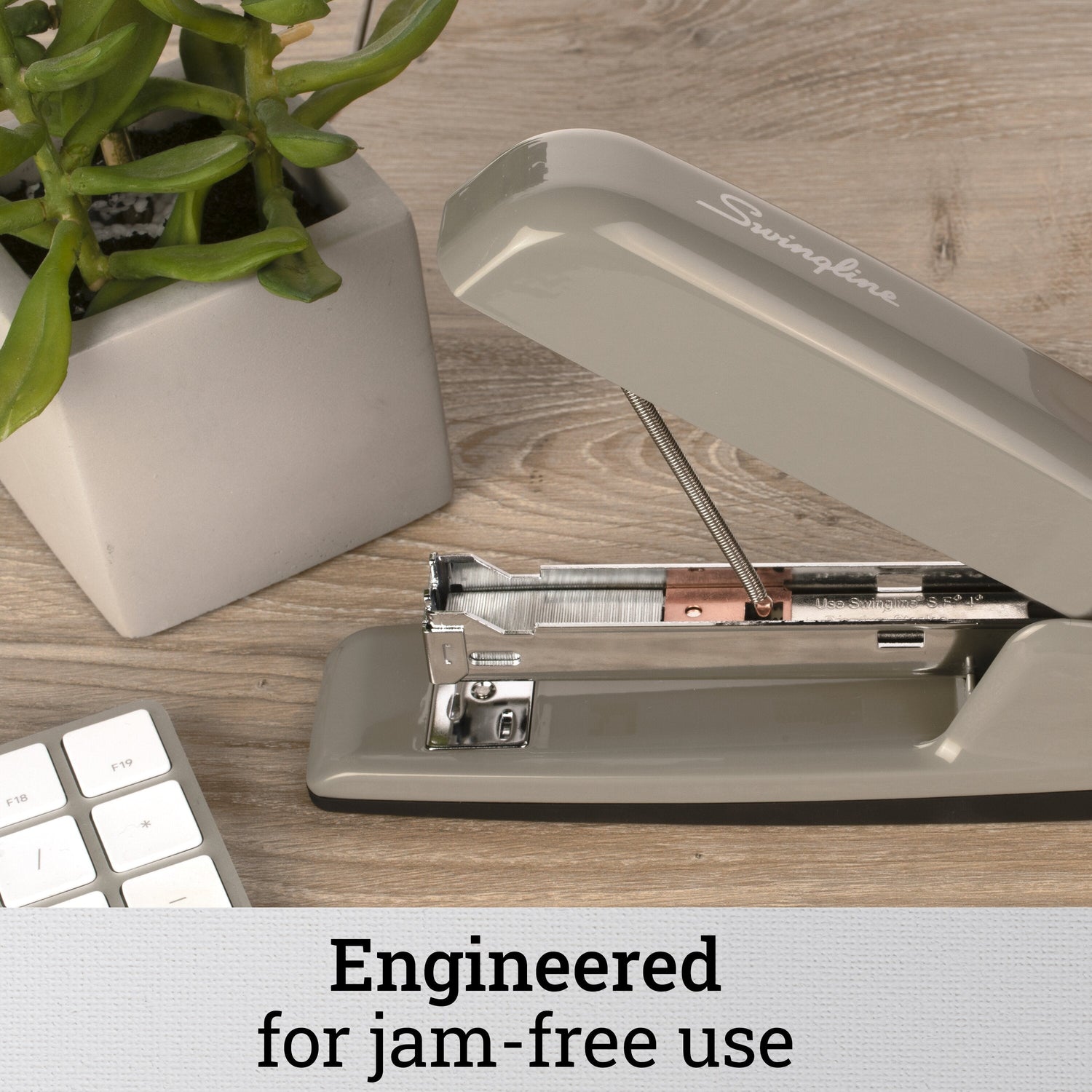 Swingline 747 Business Stapler - 30 Sheet Capacity - Steel Gray – Paper ...