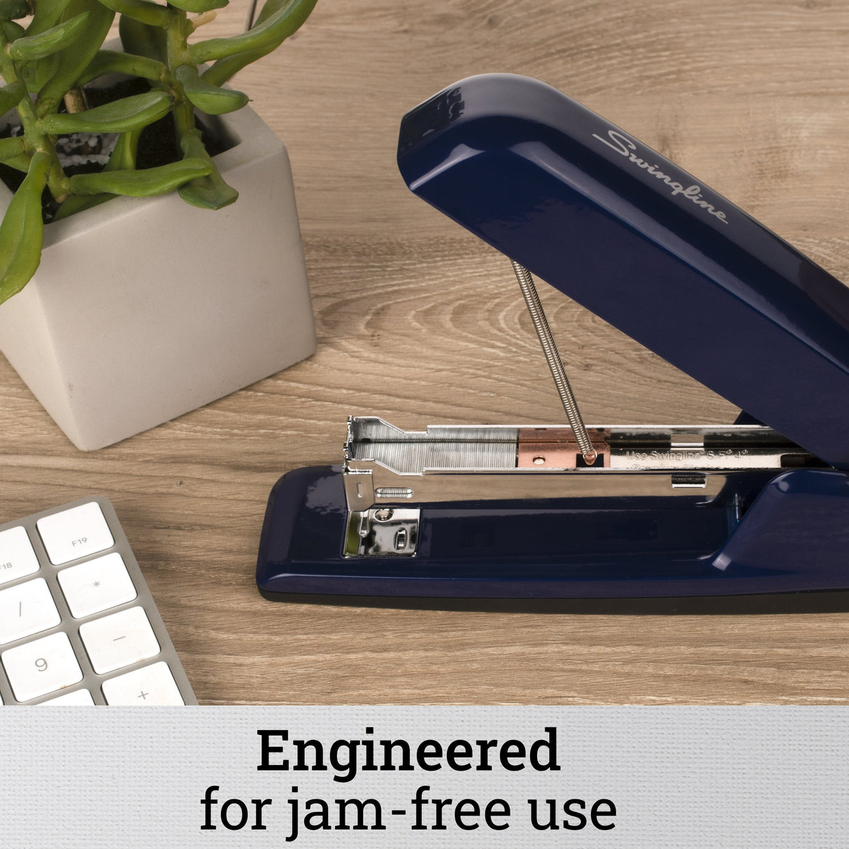 Swingline 747 Business Stapler - Royal Blue - 30 Sheet Capacity